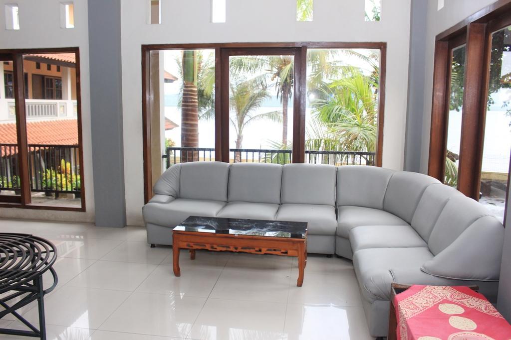 Baru Dua Beach Ξενοδοχείο Banyuwangi  Εξωτερικό φωτογραφία