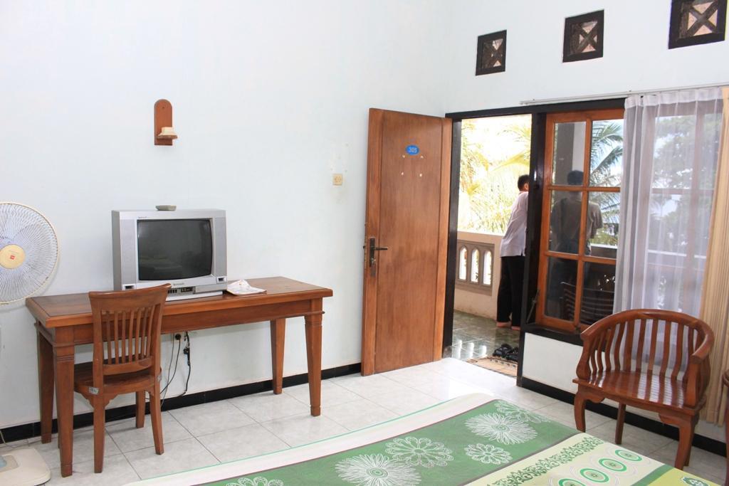 Baru Dua Beach Ξενοδοχείο Banyuwangi  Εξωτερικό φωτογραφία